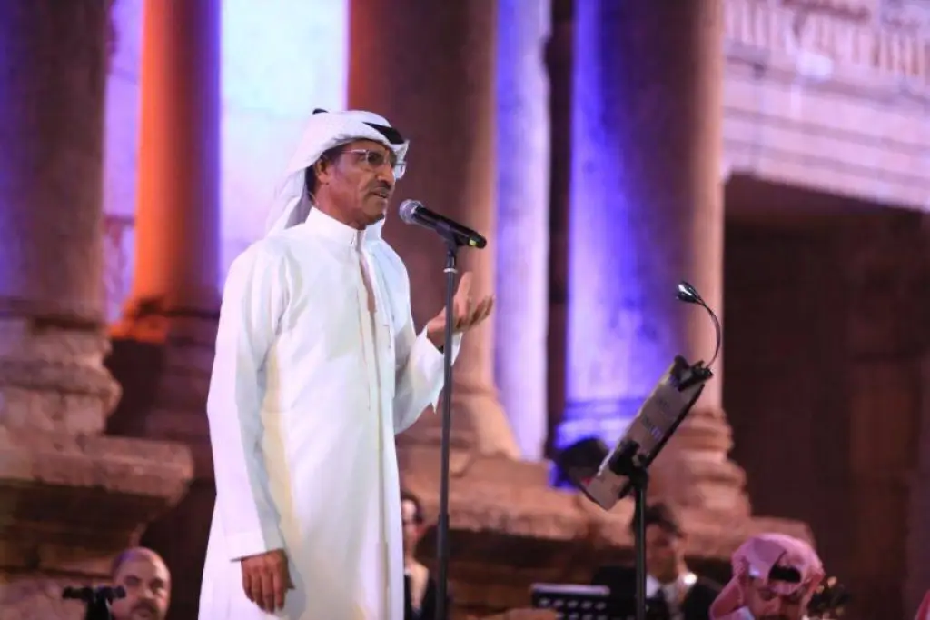 خالد عبد الرحمن يحمل الفن السعودي لجمهور جرش وشبلي على الجنوبي