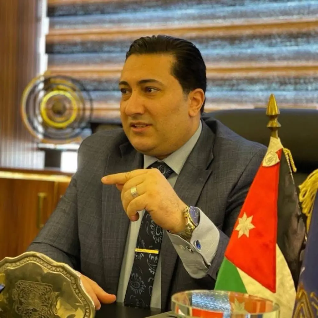 الدكتور زياد العرجا يصدر كتابه  العطاء المتميز قانون أصول المحاكمات الجزائية