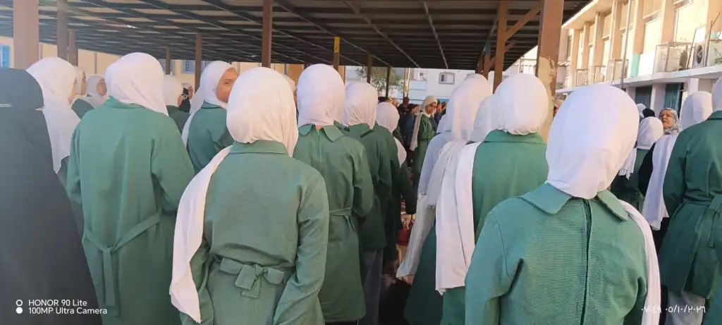 مدرسة خولة بنت الأزور الثانوية المختلطة في العقبة تحتفل بعيد المعلم