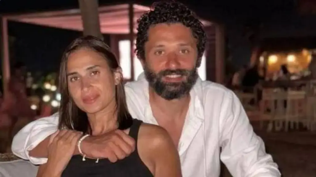 انفصال كريم محمود عبد العزيز وزوجته بعد زواج دام 14 عاما