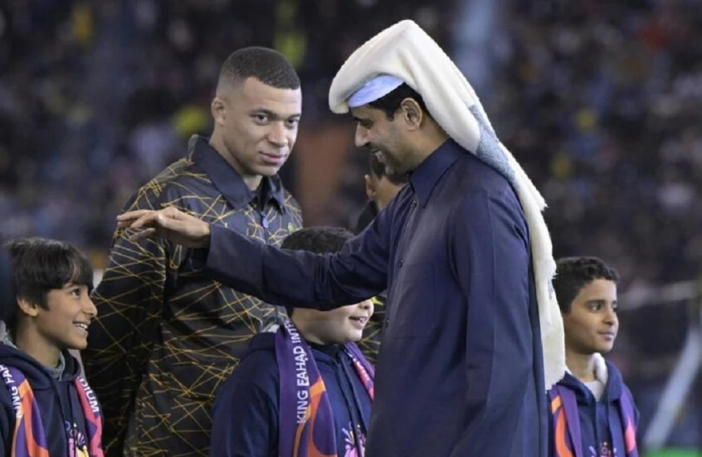 محكمة فرنسية تلزم باريس سان جيرمان بدفع مبلغ ضخم لنجمه السابق مبابي