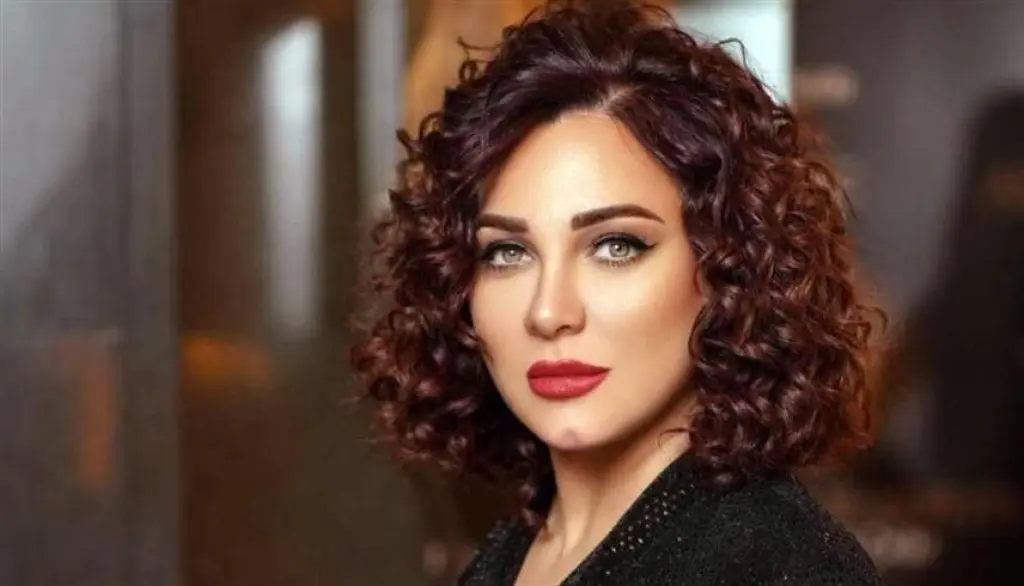 سلاف فواخرجي تكشف حقيقة محاولة اغتيالها وخطف نجليها