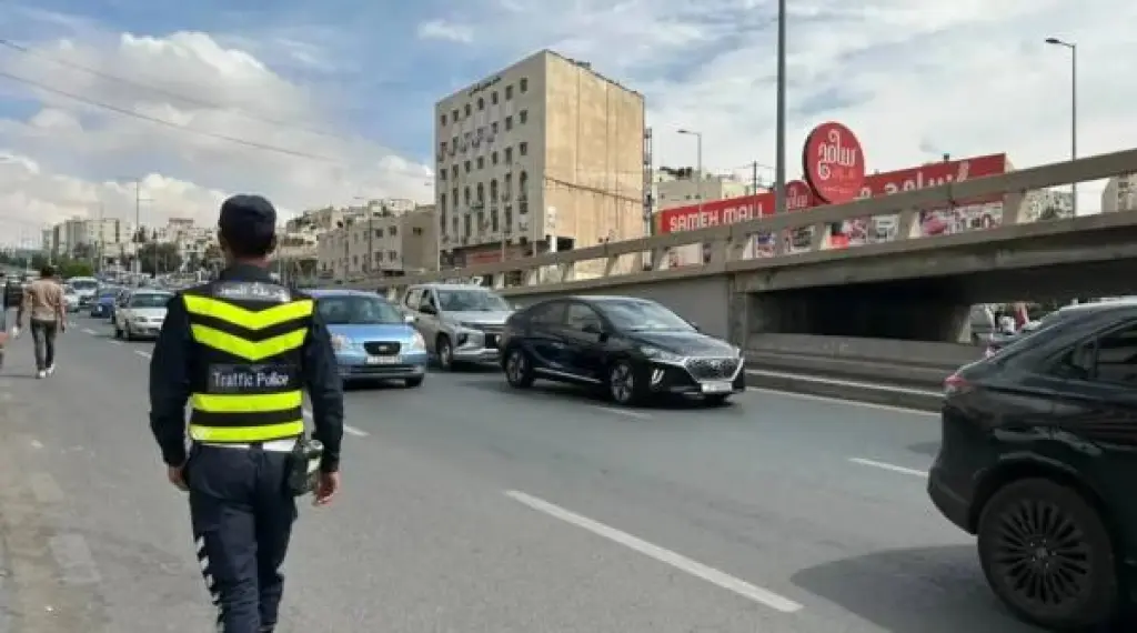 نائب يوجه كتابًا إلى رئيس الوزراء لتمديد إعفاءات مخالفات السير