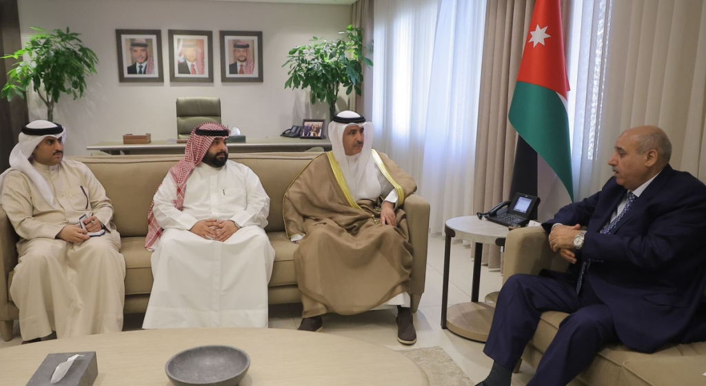 رئيس مجلس النواب يلتقي السفير الكويتي