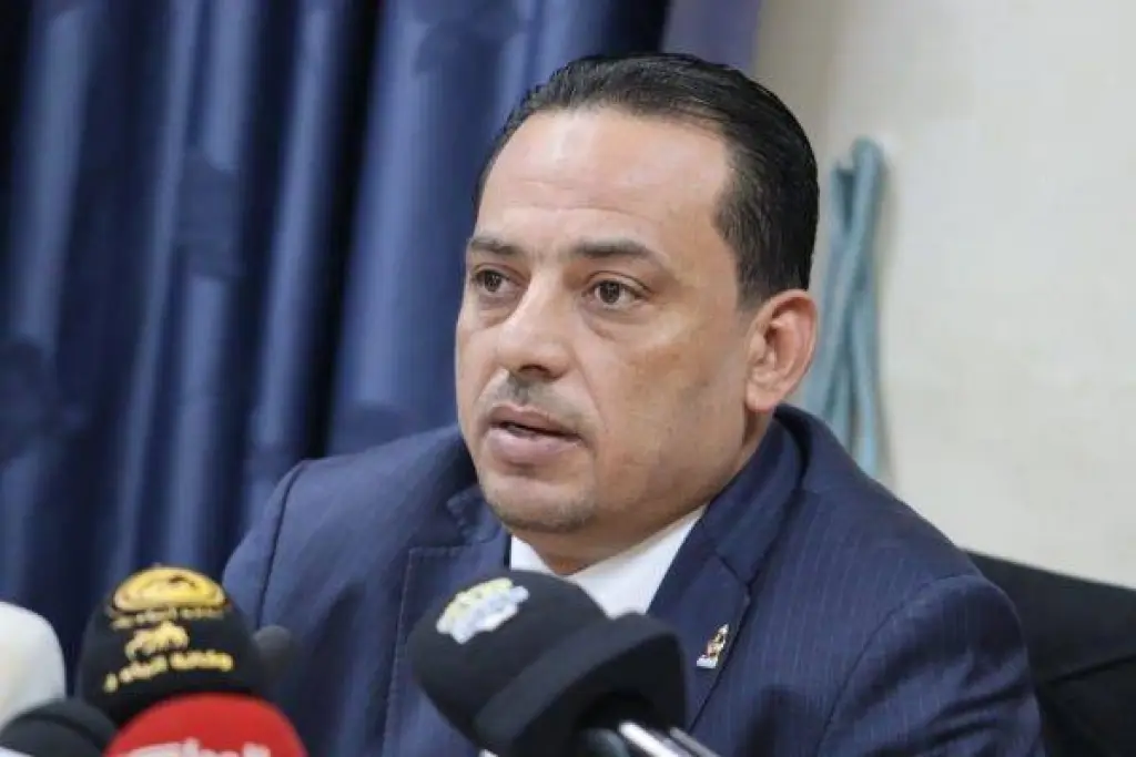 بالفيديو: رئيس لجنة الزراعة يطلب من الاعلام اخلاء القاعة في اجتماع مناقشة النوايا و نواب يعترضون