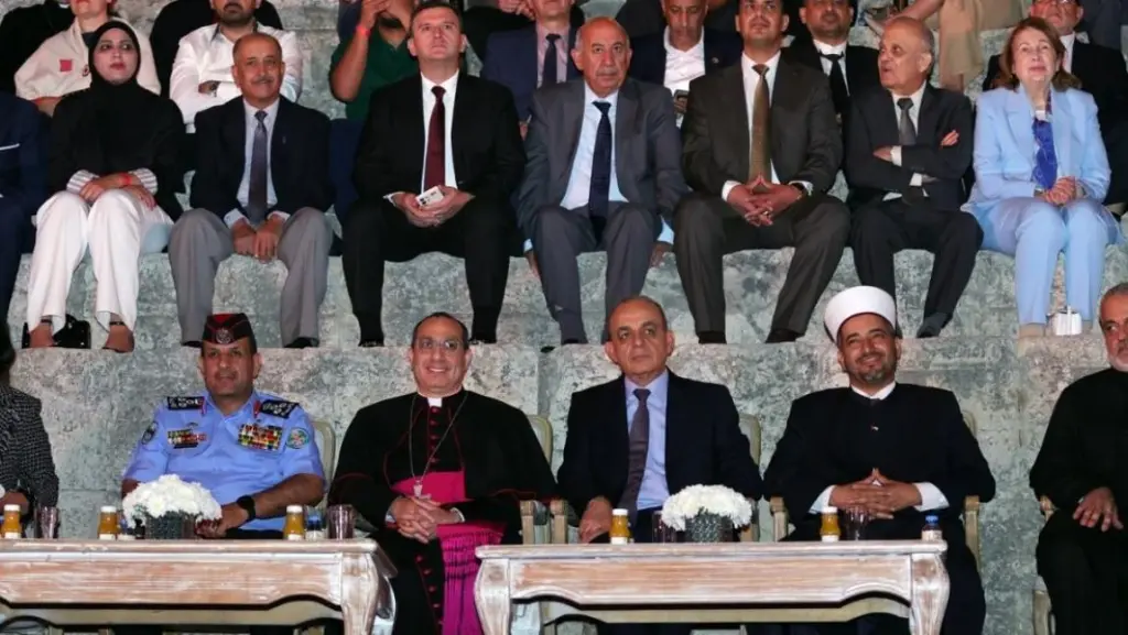 وزير السياحة والآثار يرعى أمسية "نفحات روحية من أرض المعمودية"