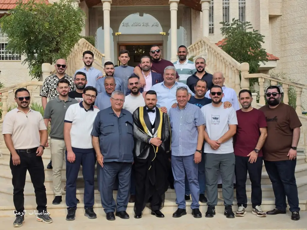 السيد عمر عبيدالله يهنئ نجله البكر بمناسبة زفافه*
