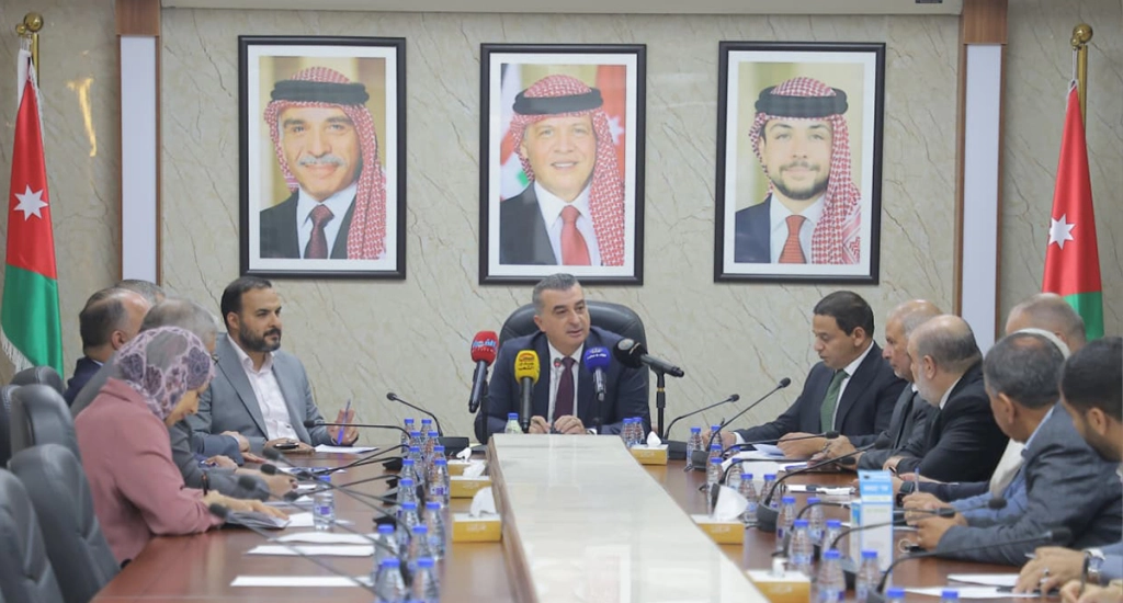 الطاقة النيابية تناقش الاستثمارات في مجال الهيدروجين الأخضر