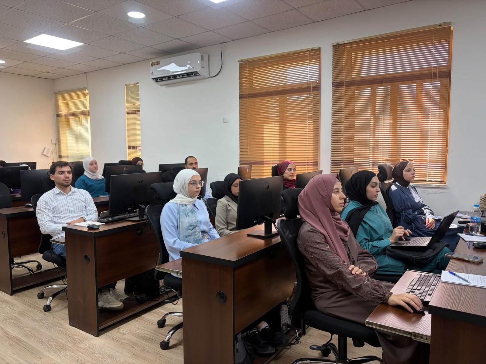 انطلاق المرحلة التدريبية الثالثة من برنامج «تكنو شباب ريادي» في مركز إعداد القيادات الشبابية