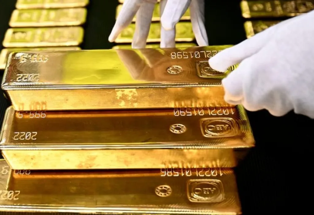 الذهب يرتفع مع تراجع الدولار!