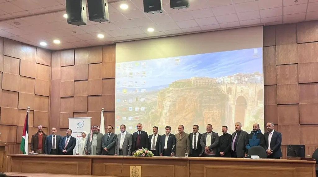 إشهار “ذكريات هشّة” في الطفيلة… حضور أدبي ونقدي يثري المشهد الثقافي