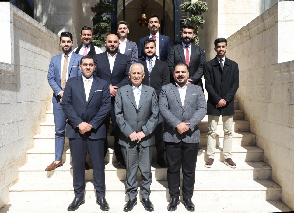 خلال لقائه وفدا شبابيا* *العيسوي: الأردن بقيادة الملك صوت متزن في محيط مضطرب*