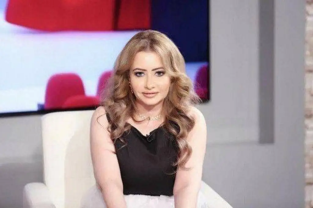 انتي من مؤسسي الفن الحرام.. مي العيدان تشن هجوماً حادا على مايا دياب