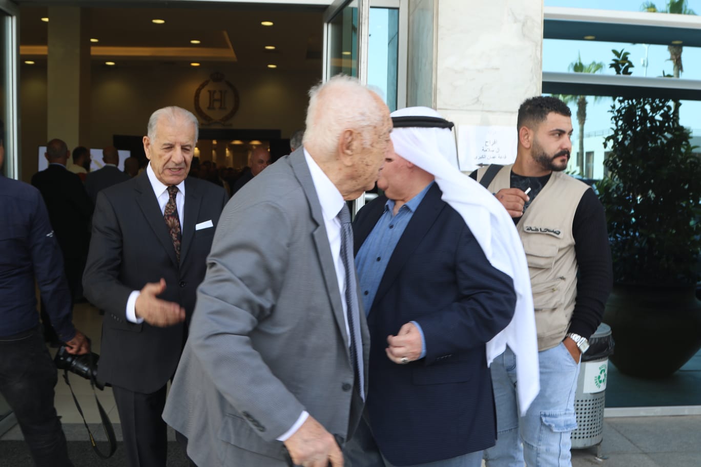 الزميل عمر سلامة يقيم حفل غداء بمناسبة زفاف نجله "قصي"