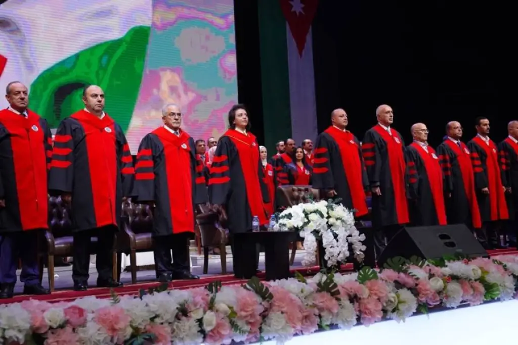 بالصور ... الأميرة آية بنت فيصل ترعى اليوم الأول لإحتفال عمان الأهلية بتخريج طلبتها للفصل الثاني من الفوج 32