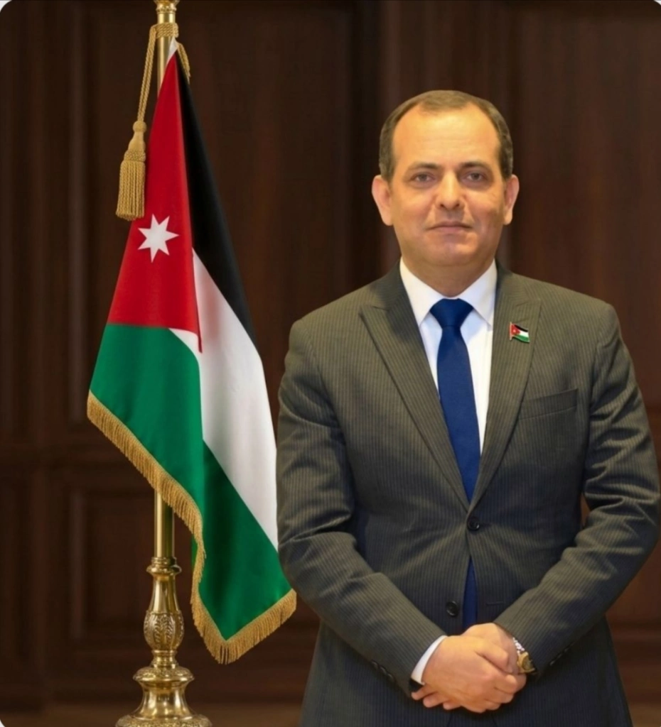 المحامي إبراهيم بني خالد يهنئ بيوم المعلم