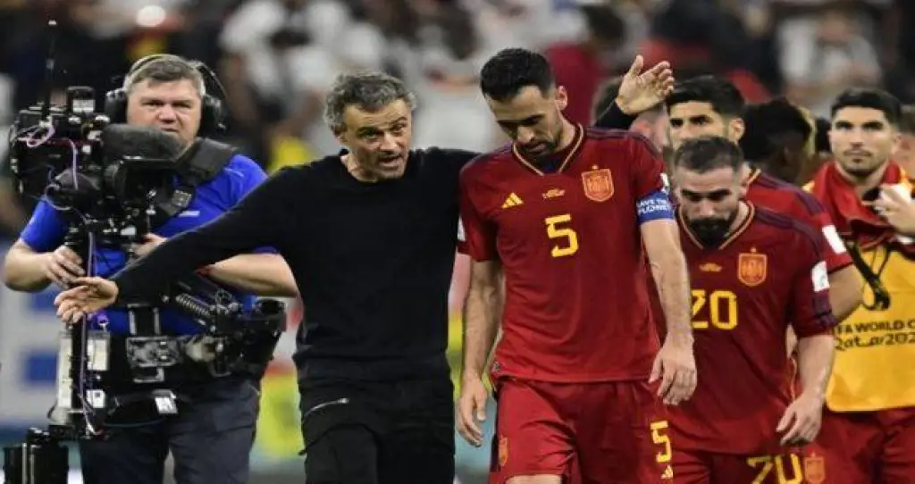 مدرب إسبانيا يفرض على كل لاعب تسديد 1000 ركلة.. فما السبب؟