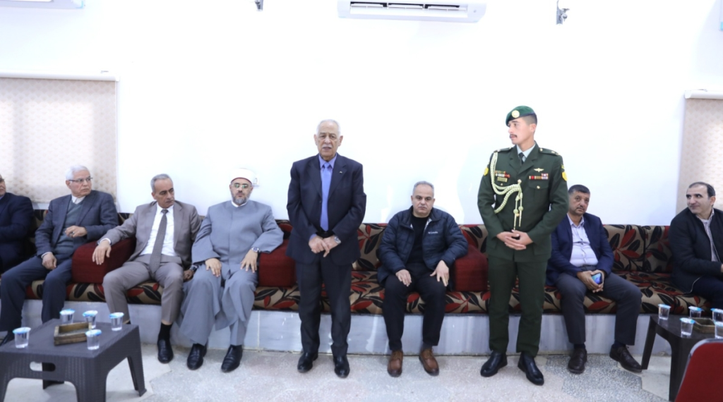 العيسوي ينقل تعازي الملك وولي العهد إلى عشيرة العبيدات
