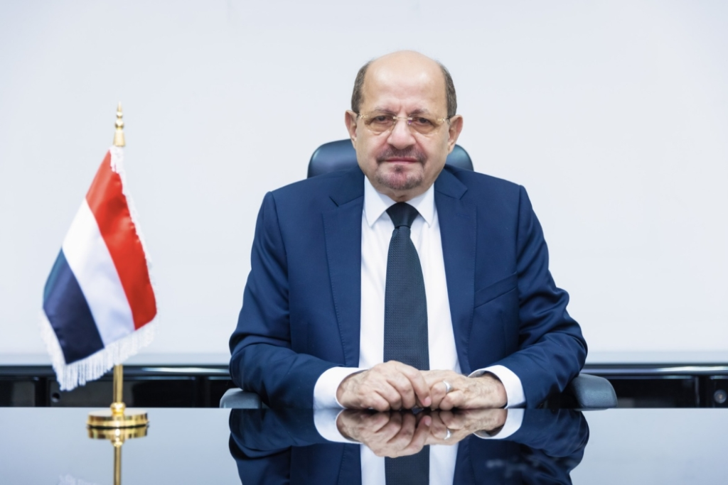 اليماني يكتب : د. الزنداني  دبلوماسي يمني جنوبي يواجه الاخطار والهاربين من الحقيقة ويقود حكومة التحدي