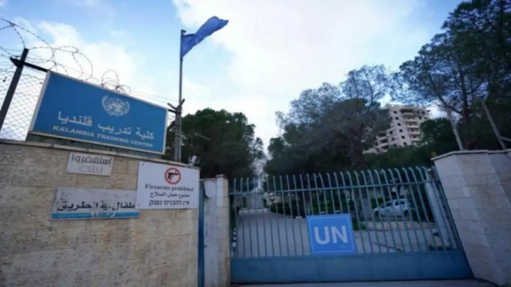 شرطة الاحتلال تقتحم مُجدَّدًا معهد قلنديا شمال القدس