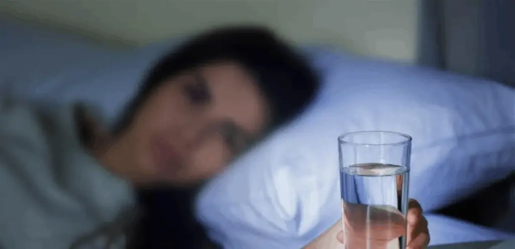 العطش المتكرر في الليل قد يكون علامة لأمراض خطيرة
