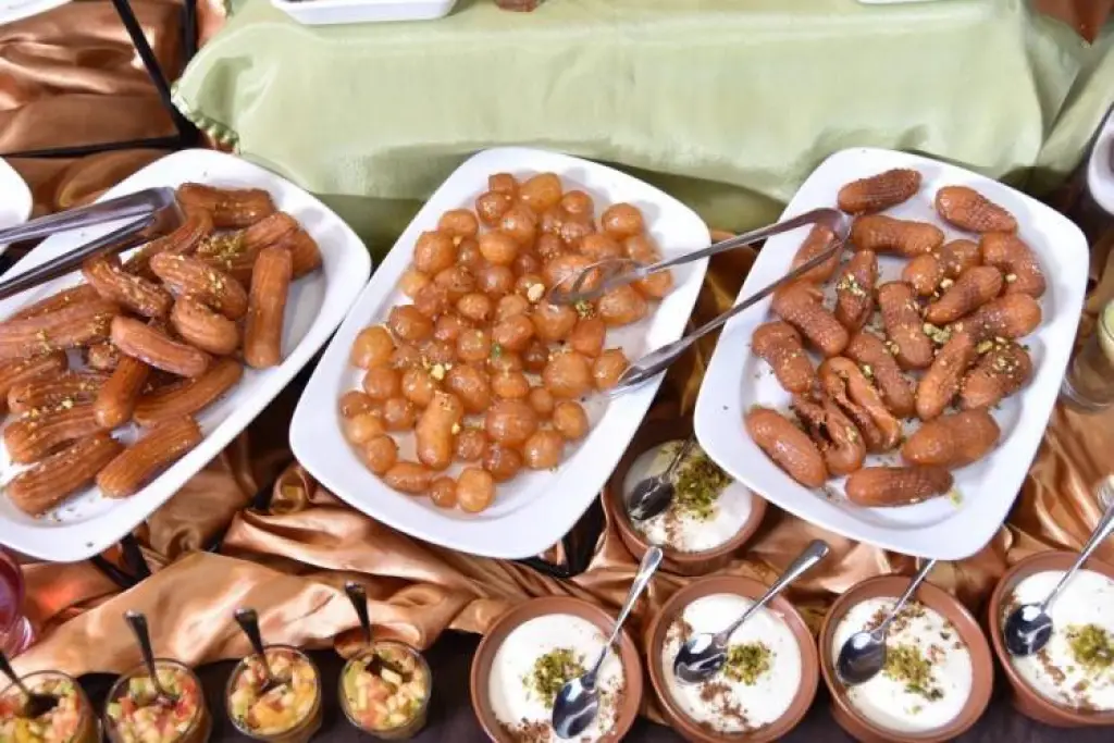 طريقة عمل القطر لحلويات رمضان