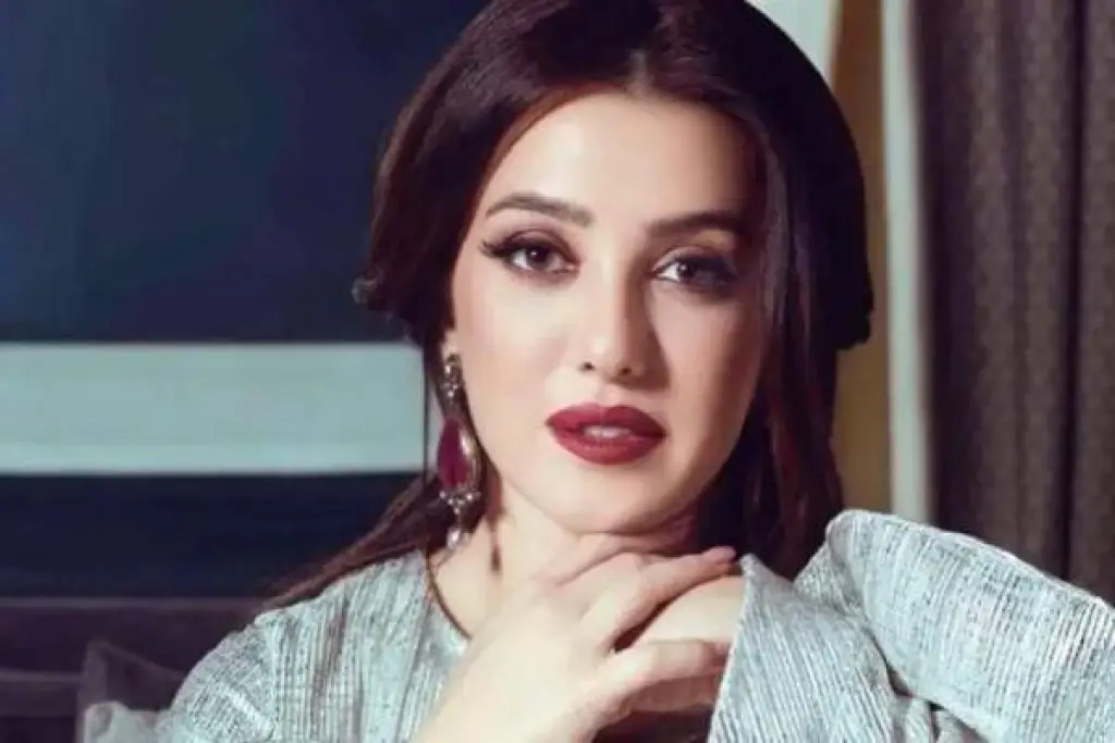 كندة علوش تكشف سر عشقها لأسوان .. وسبب غياب عمرو يوسف