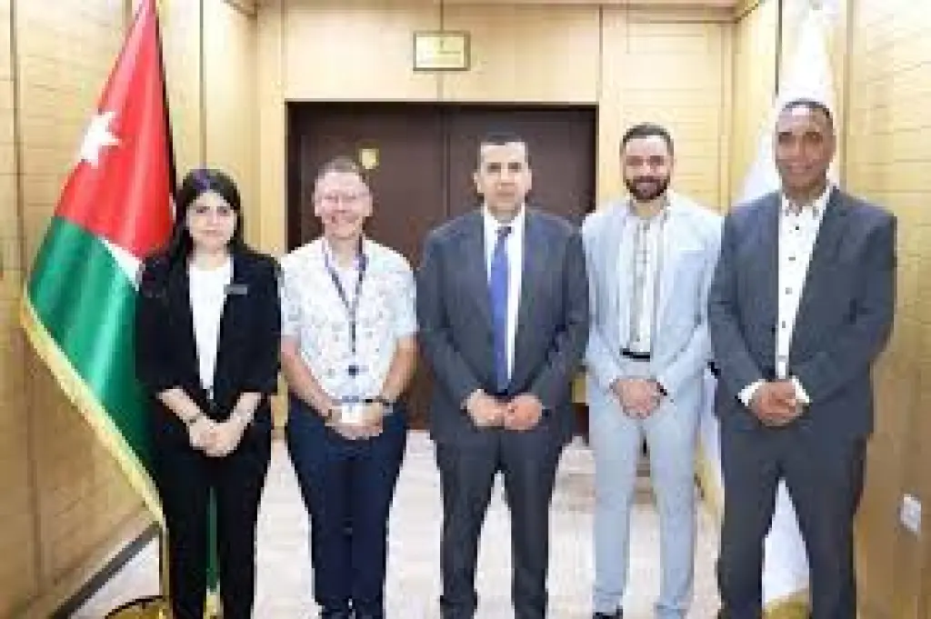 البلقاء التطبيقية وPearson العالمية توقعان اتفاقية شراكة لتطوير التدريب المهني والتعليم التقني
