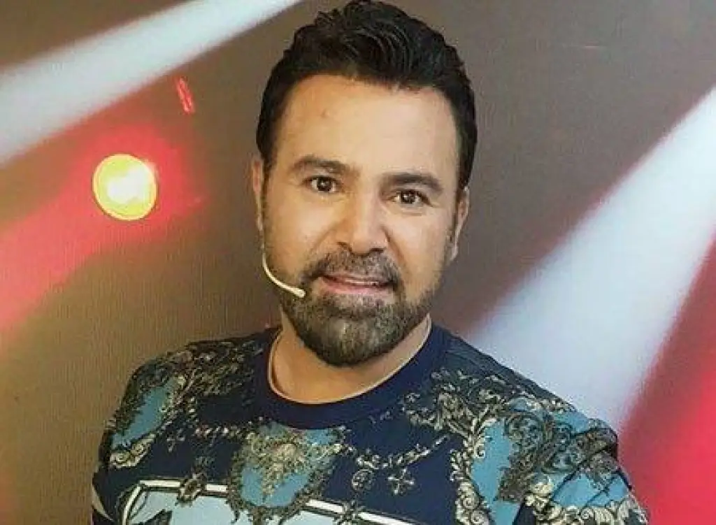 الجمهور يحاصر عاصي الحلاني بعد حفله بالإسكندرية.. فيديو
