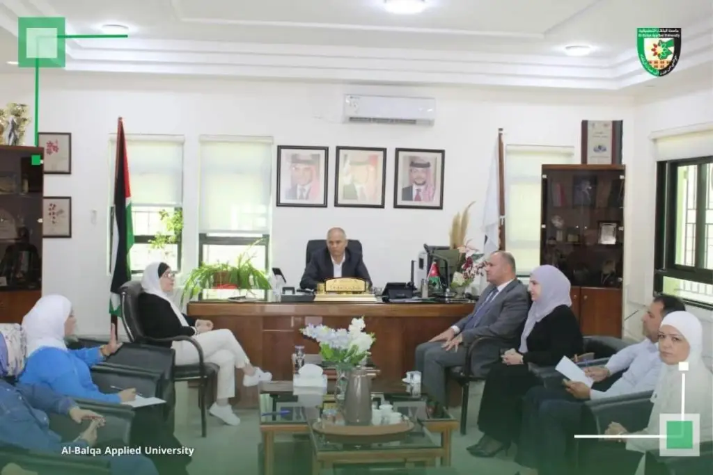 كلية الأميرة عالية الجامعية تستضيف عميد كلية الآداب/ جامعة الزيتونة الأردنية