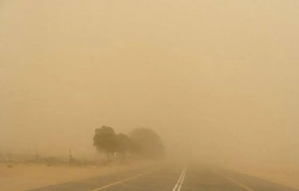غبار كثيف في معان (صور وفيديو)