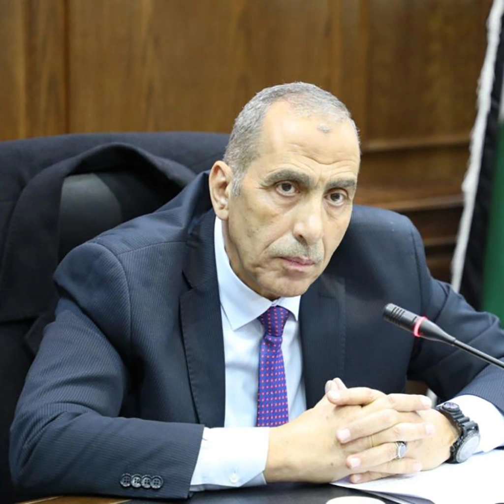 ‏اليسَ مكنم رجلٌ رشيد رقم (٢)