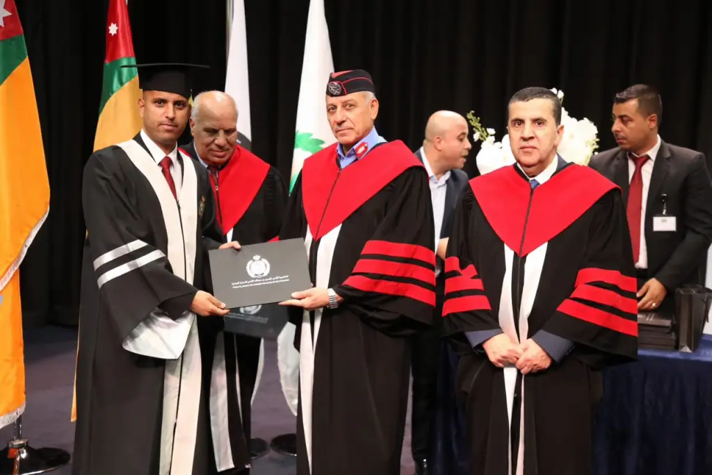 المعايطة يرعى حفل تخريج الفوج الرابع عشر من طلبة أكاديمية الأمير الحسين للحماية المدنية
