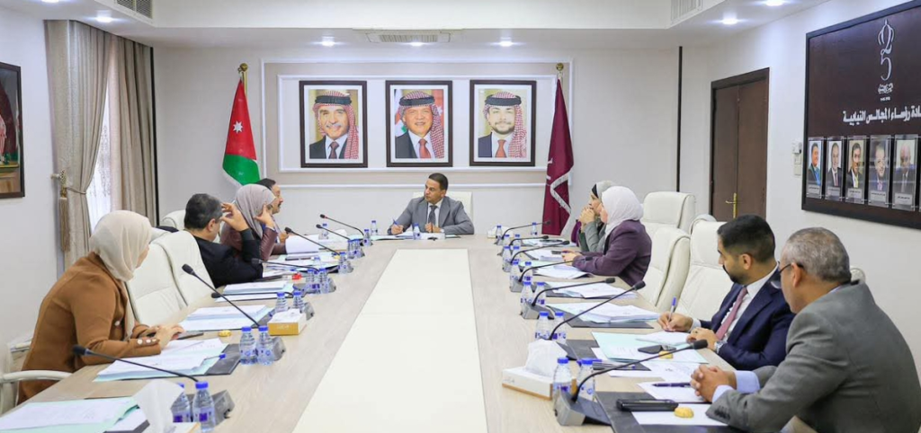 الطاقة النيابية تبحث آلية عملها وخطتها للمرحلة المقبلة