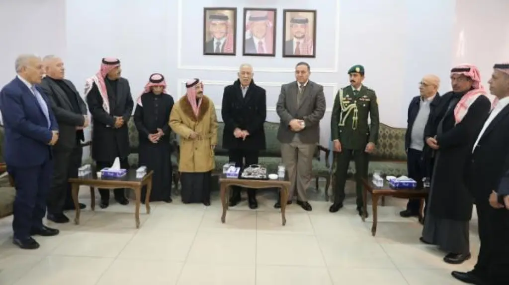 العيسوي يعزي بوفاة زوجة الوزير والعين السابق النجادات