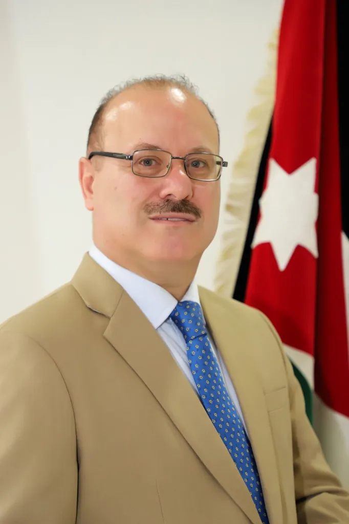 الفاهوم يكتب : الغريب”… حين تصبح اللامبالاة مرآة عصرٍ كامل