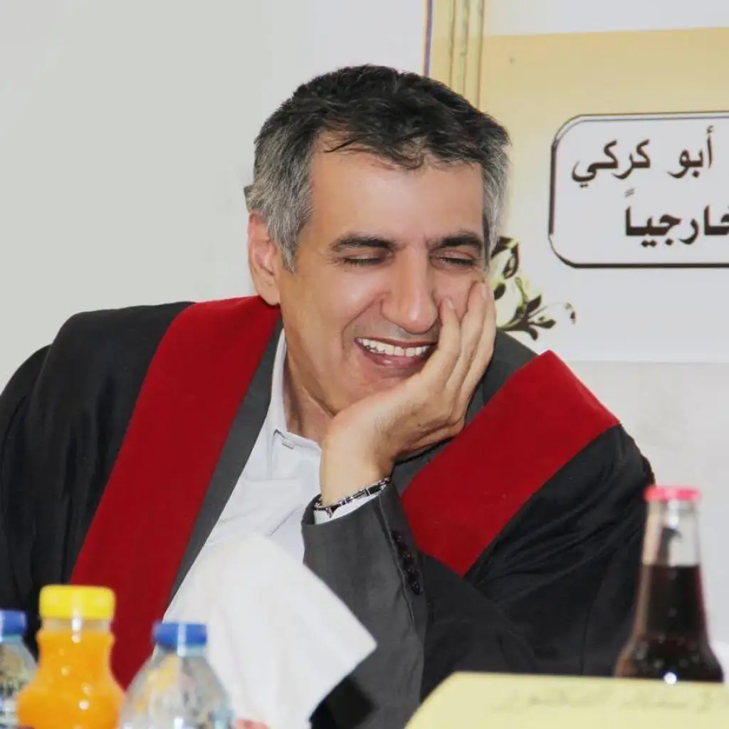 الصحافي اليماني يهنئ الدكتور البروفسور مدثر مشحن أبو كركي