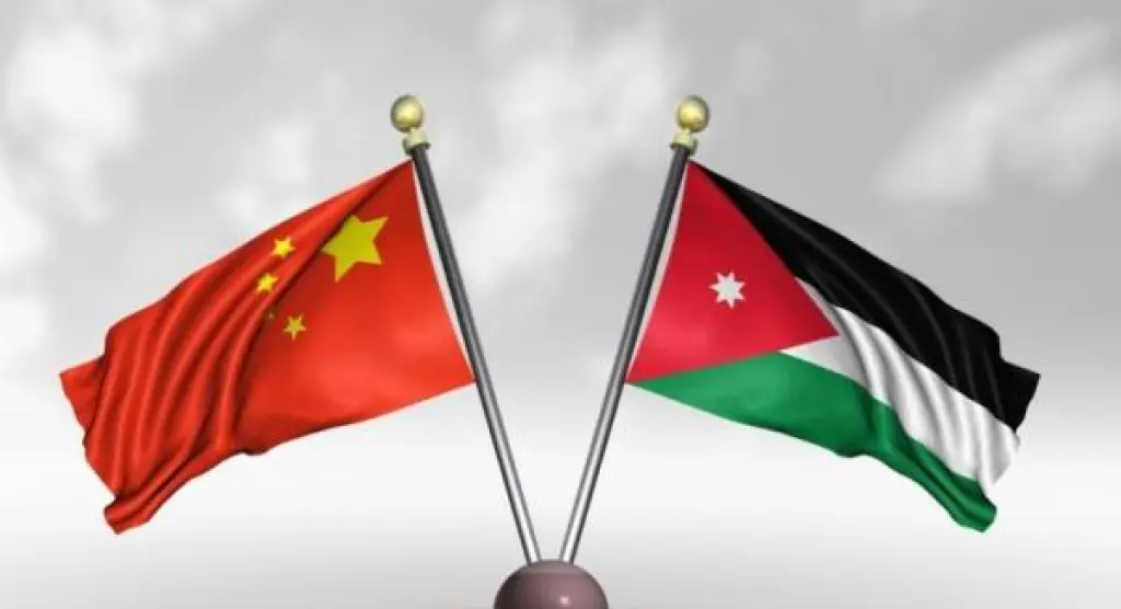 توقيع 24 اتفاقية ومذكرة تفاهم خلال زيارة الملك إلى الصين