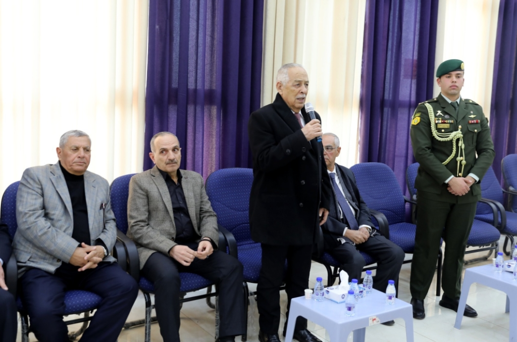 الملك وولي العهد ينتدبان العيسوي لتعزية عشيرتي العمايرة والخرابشة