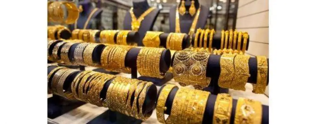 6ر32 دينار سعر غرام الذهب