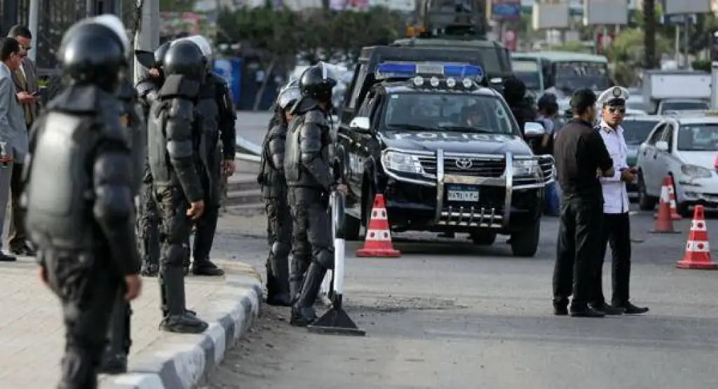 في دولة عربية .. امرأة حرقت زوجها ووالدتها