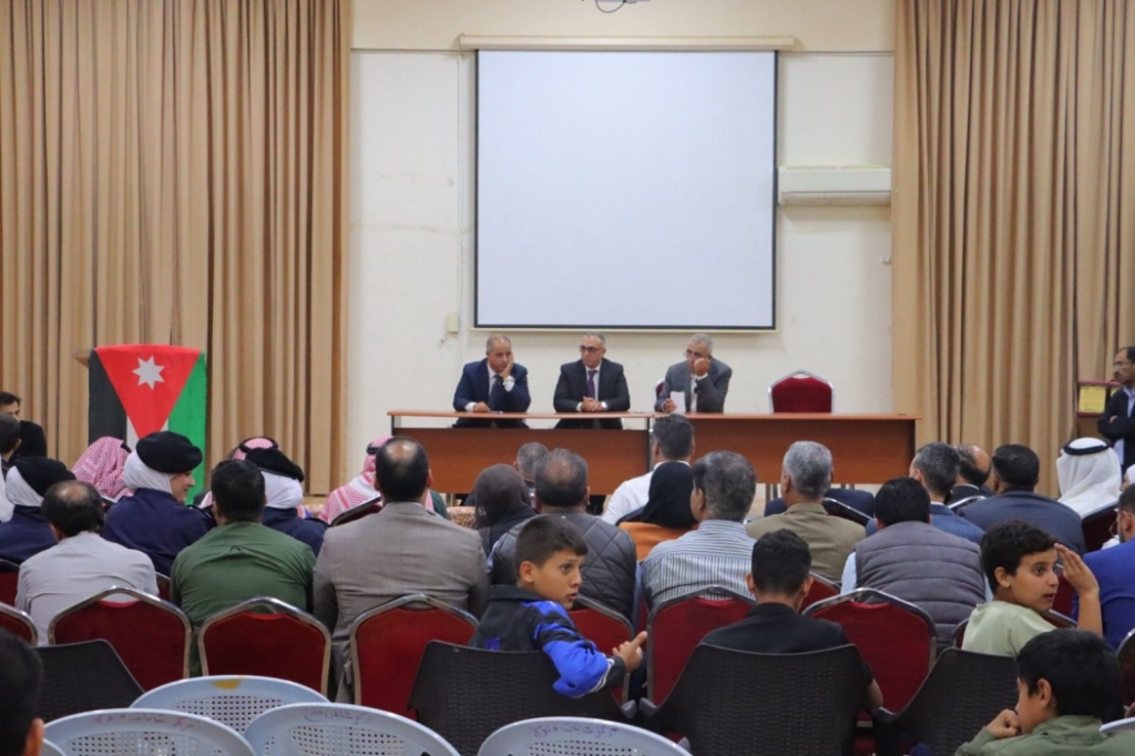 وزير الثقافة يشارك في ندوة حول الانتماء الوطني بمركز شابات وشباب فقوع النموذجي