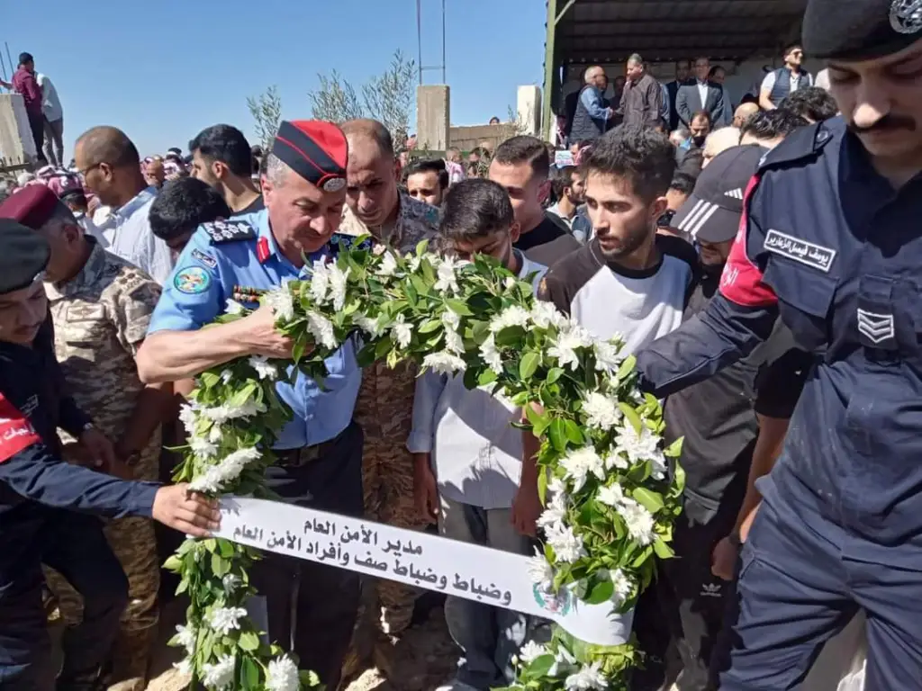 العميد الطراونه يشارك في تشييع جثمان العميد الركن محمود درويش السواعير من مرتب القوات المسلحة الأردنية