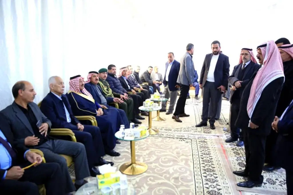 مندوبا عن الملك وولي العهد.. العيسوي يعزي  الهنداوي والغليلات