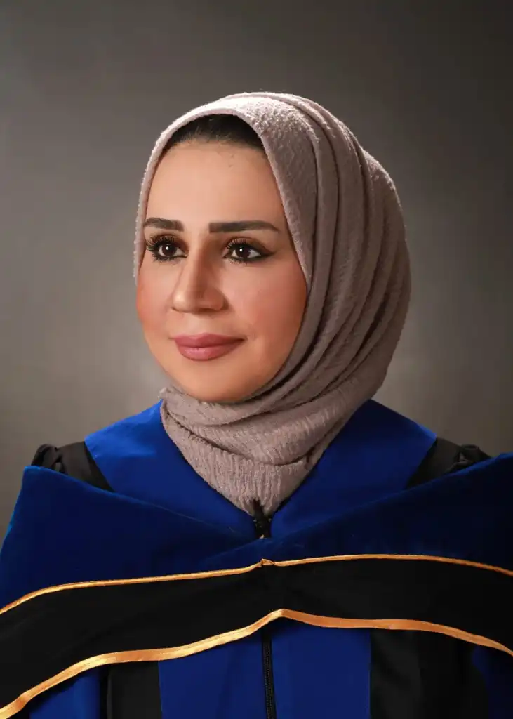 عندما يُهزم اللقب أمام الكفاءة ..الفجوة بين اللقب والواقع .