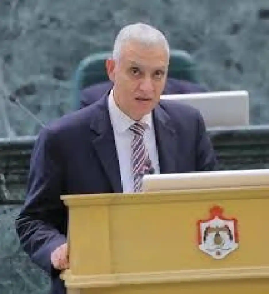 العموش : اللامركزية تمثل أغنية فيروز «تعا ولا تجي».. وكيف تنجح الحكومة في البلديات وهي لم تنجح في الاستثمار؟
