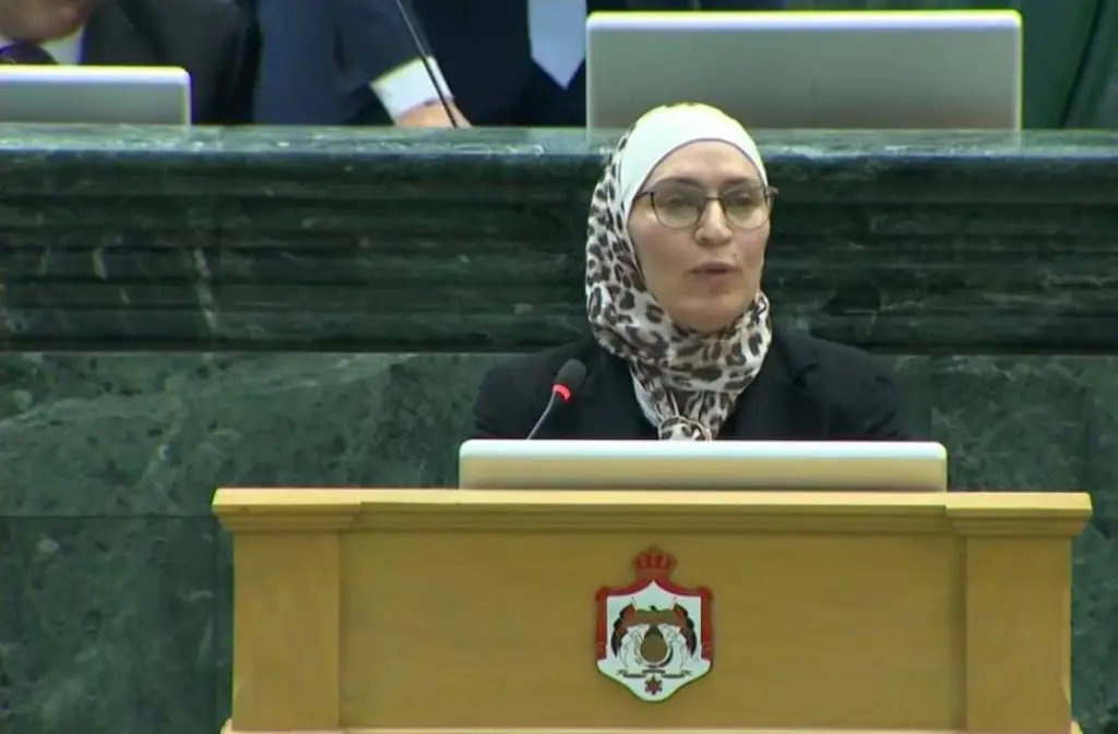 أسئلة نيابية ونشاطات عديدة وحل قضايا عالقة، الجراح تمضي الدورة الأولى من المجلس بإتقان