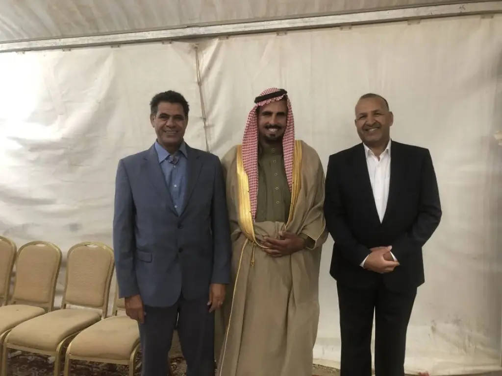 أبناء الشيخ حويله  الزبن يقيمون مأدبة عشاء كبرى بمناسبة زفاف الشاب  سعود بدر القمعان الزبن