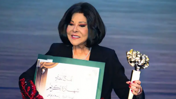 "صاحبة السعادة" إسعاد يونس: المسرح منحني البداية الأولى