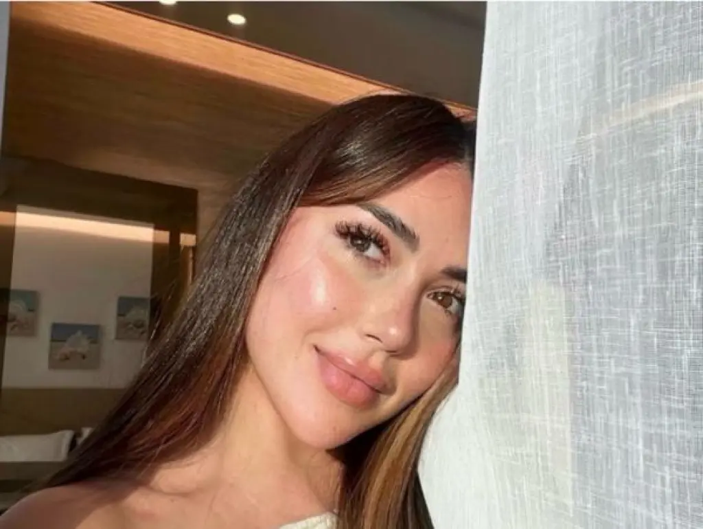 سارة سلامة تتصدر الترند بسبب صورة صيفية وعودة للسينما بعد 9 سنوات